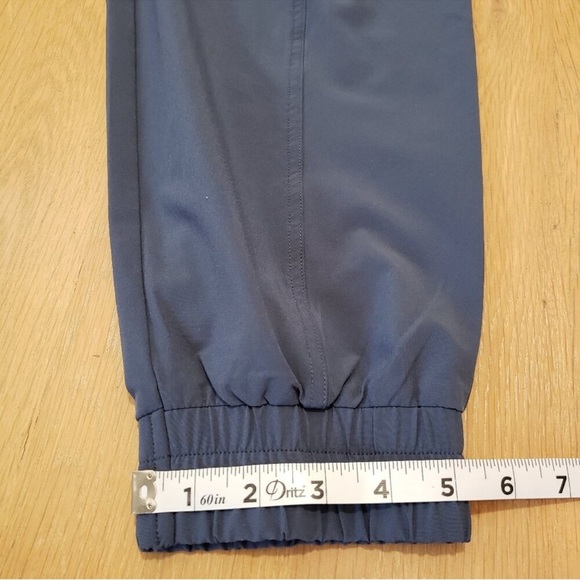 Athleta Jumper Women XL Iron Blue Sleeveless Unbound Jumpsuit Romper Zip Pockets - Picture 16 of 16